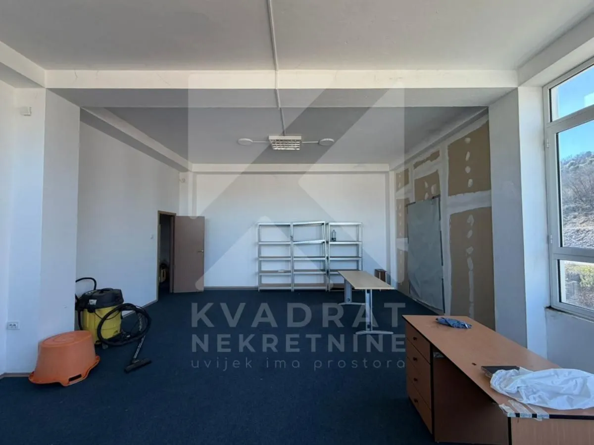 Sale, office space, 900m², Mareza, Podgorica