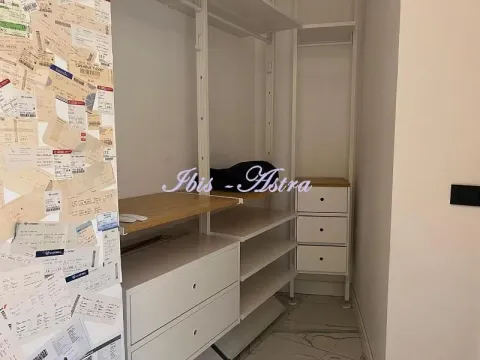 Izdavanje, stan, 120m², Kalenić Pijaca, Vračar Sve Podlokacije - image 12