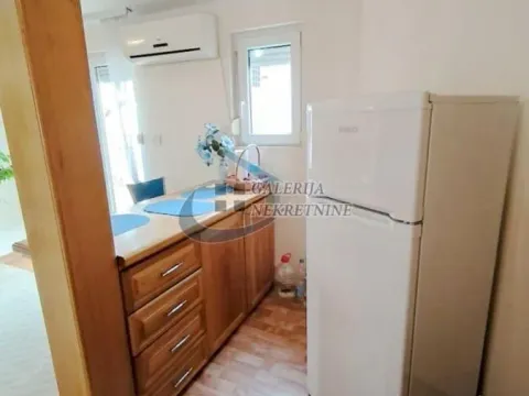 Sale, three bedroom apartment, 85m², Vračar Hram, Vračar Sve Podlokacije - image 23