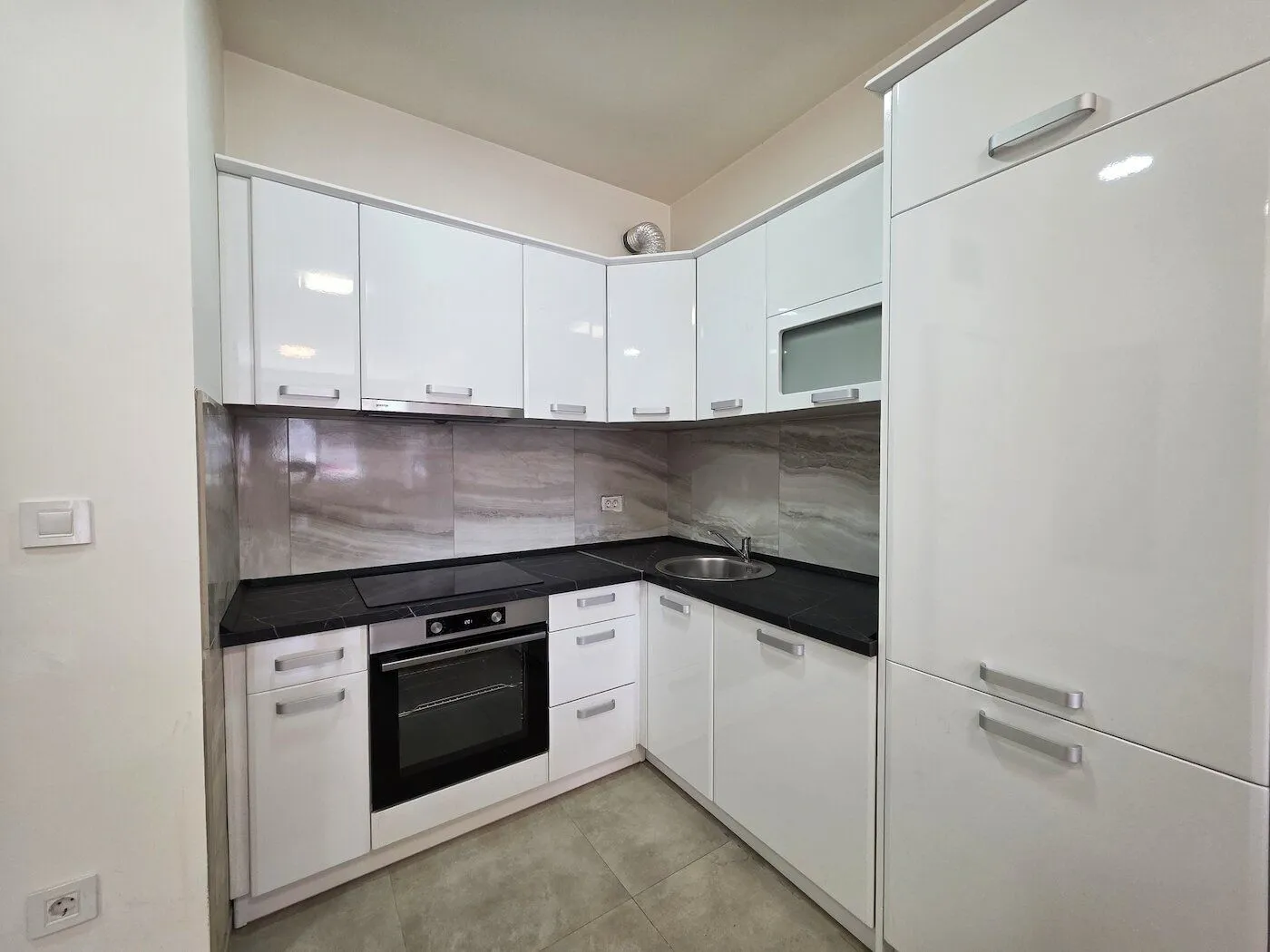Rent, one bedroom apartment, 47m², Stari Aerodrom, Podgorica