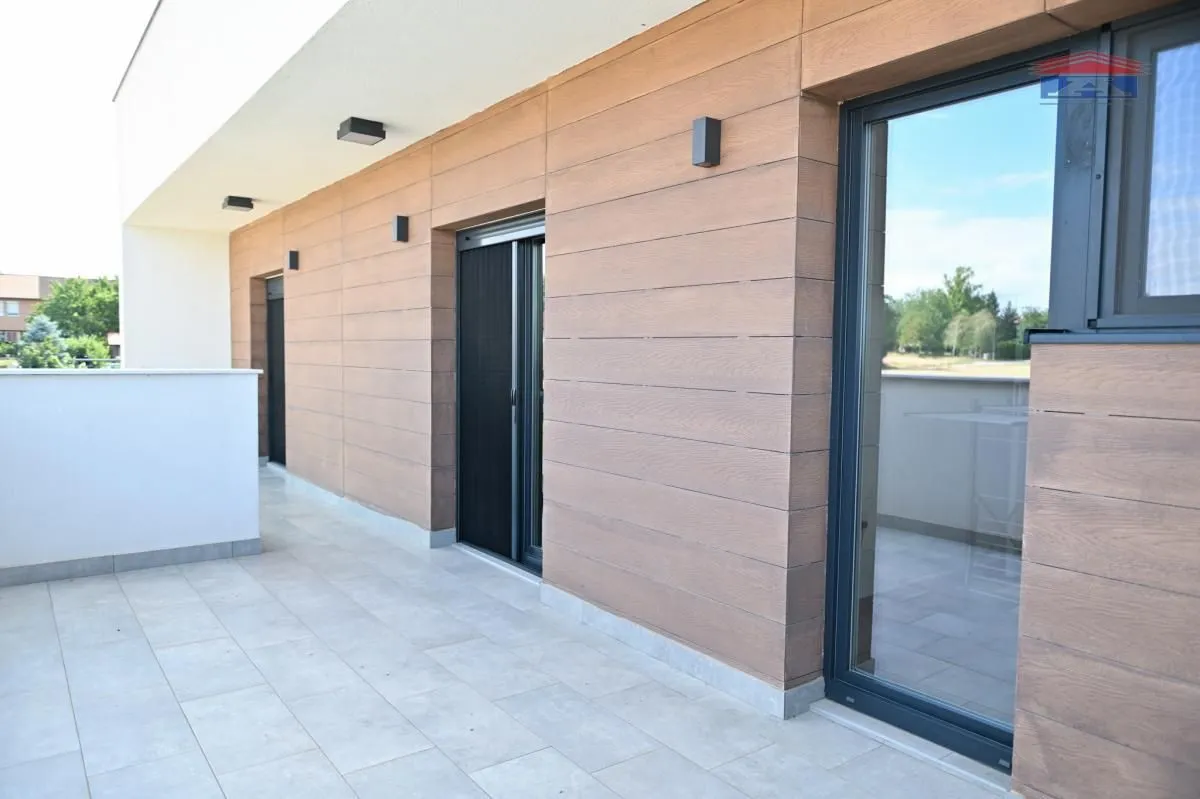 Sale, house, 360m², Petrovaradin, Novi Sad