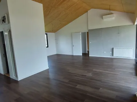 Prodaja, kuća, 190m², Kosmaj, Sopot