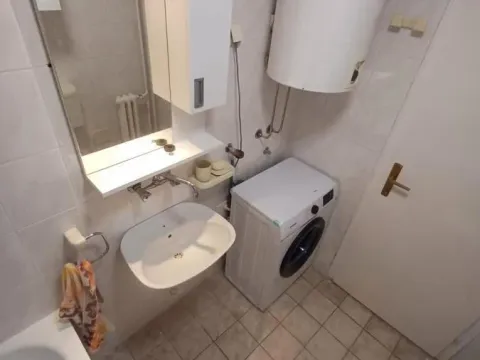 Rent, one bedroom apartment, 42m², Grbavica, Novi Sad Sve Podlokacije - image 9