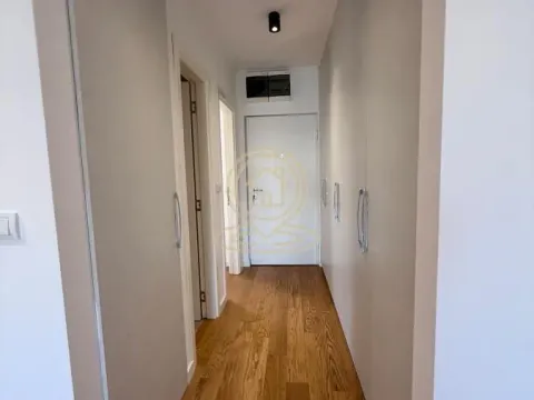 Rent, three bedroom apartment, 57m², Vračar Sve Podlokacije, Beograd - image 10