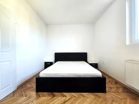 Rent, house, 390m², Zagorič, Podgorica - image 17