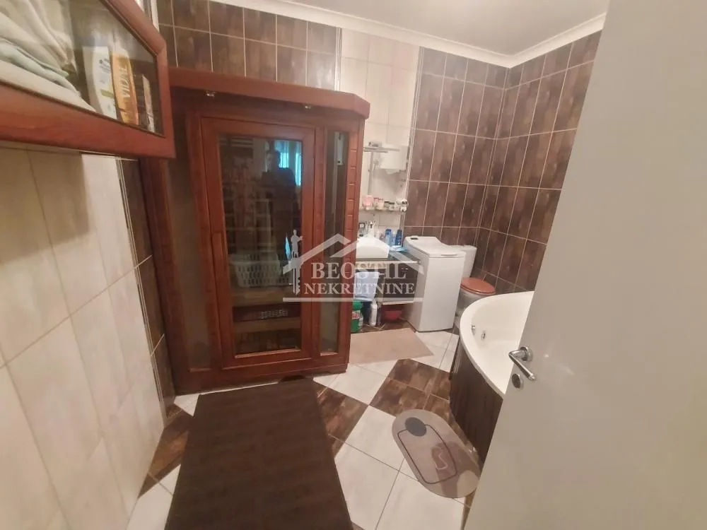 Prodaja, trosoban stan, 115m², Centar, Smederevo