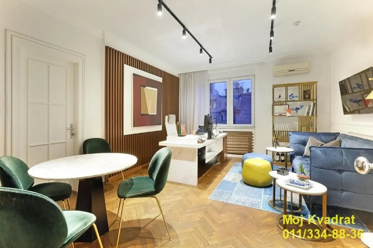 Izdavanje, poslovni prostor, 240m², Stari Grad, Beograd