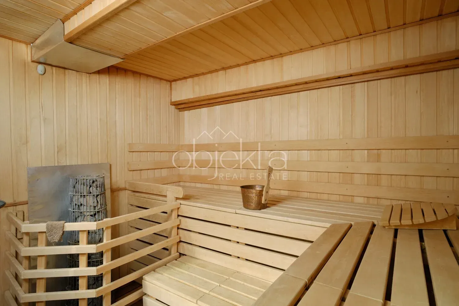 Sale, house, 180m², Kotor, Crna Gora