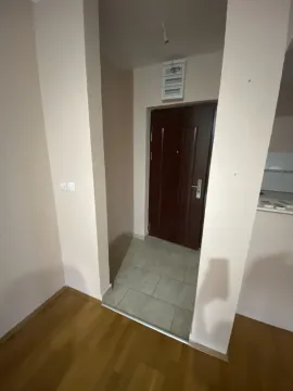 Izdavanje, trosoban stan, 69m², Ljubović, Podgorica - image 3