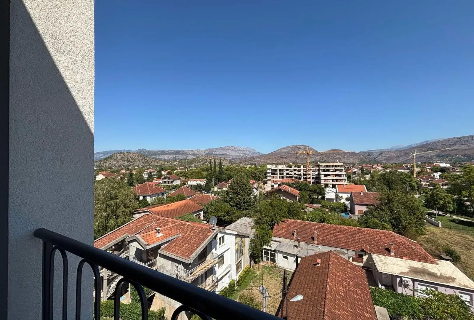 Prodaja, dvosoban stan, 100m², Zagorič, Podgorica