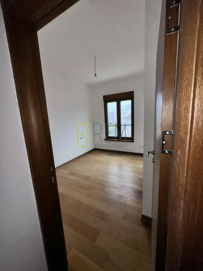 Prodaja, dvosoban stan, 69m², Momišići, Podgorica