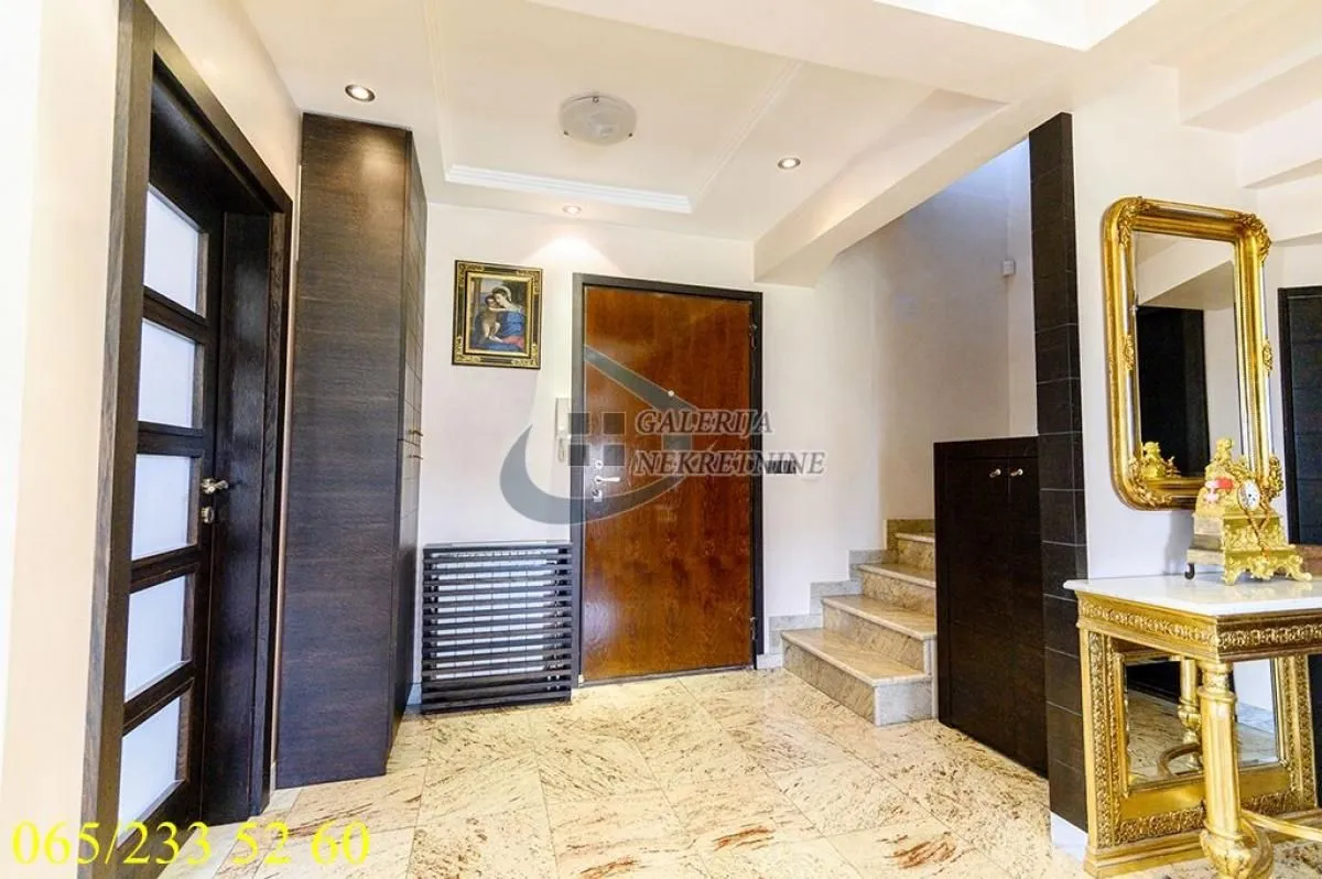 Prodaja, trosoban stan, 77m², Žarkovo, Beograd
