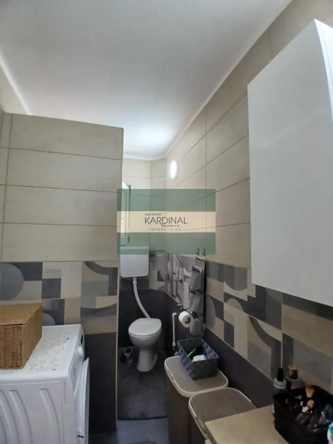 Prodaja, kuća, 226m², Tavrića obori, Jagodina