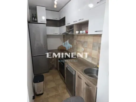 Izdavanje, trosoban stan, 52m², Lekino Brdo, Voždovac Sve Podlokacije - image 8