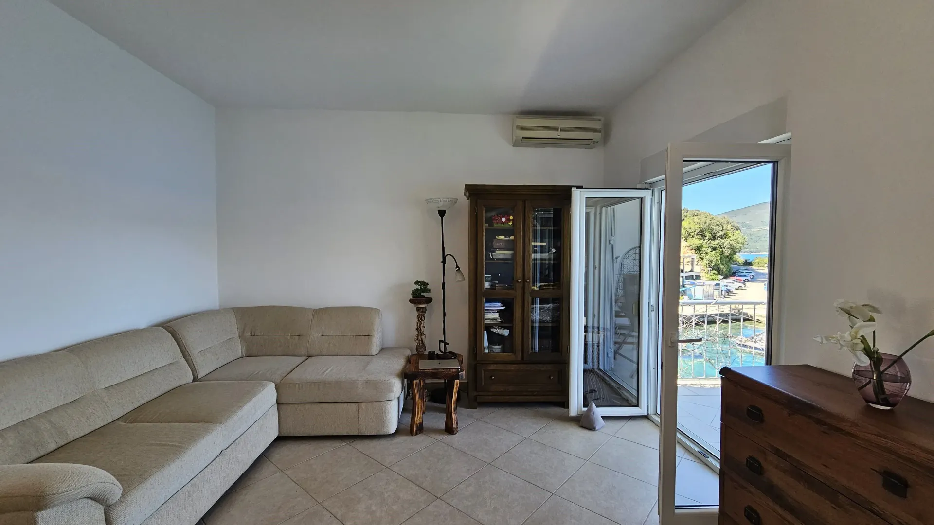 Prodaja, dvosoban stan, 71m², Rose, Herceg Novi
