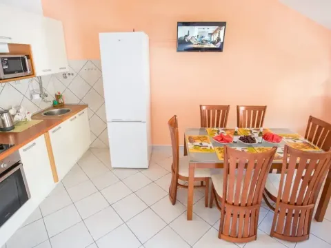 Sale, two bedroom apartment, 70m², Budva, Crna Gora - image 4