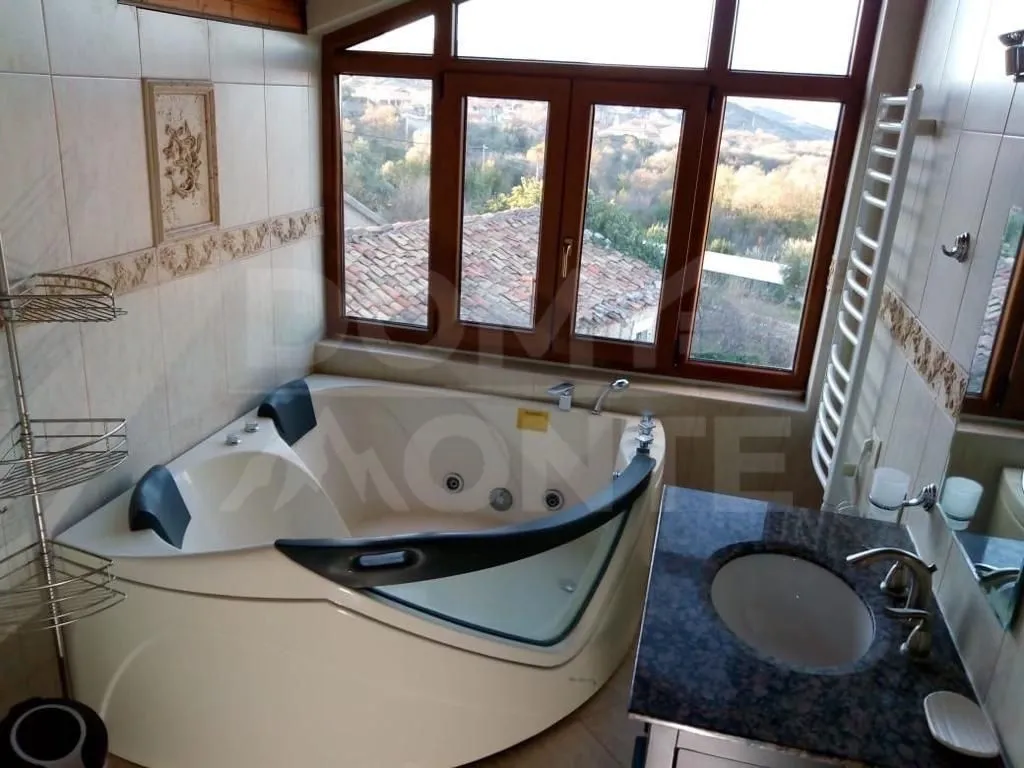 Rent, house, 140m², Tivat, Crna Gora
