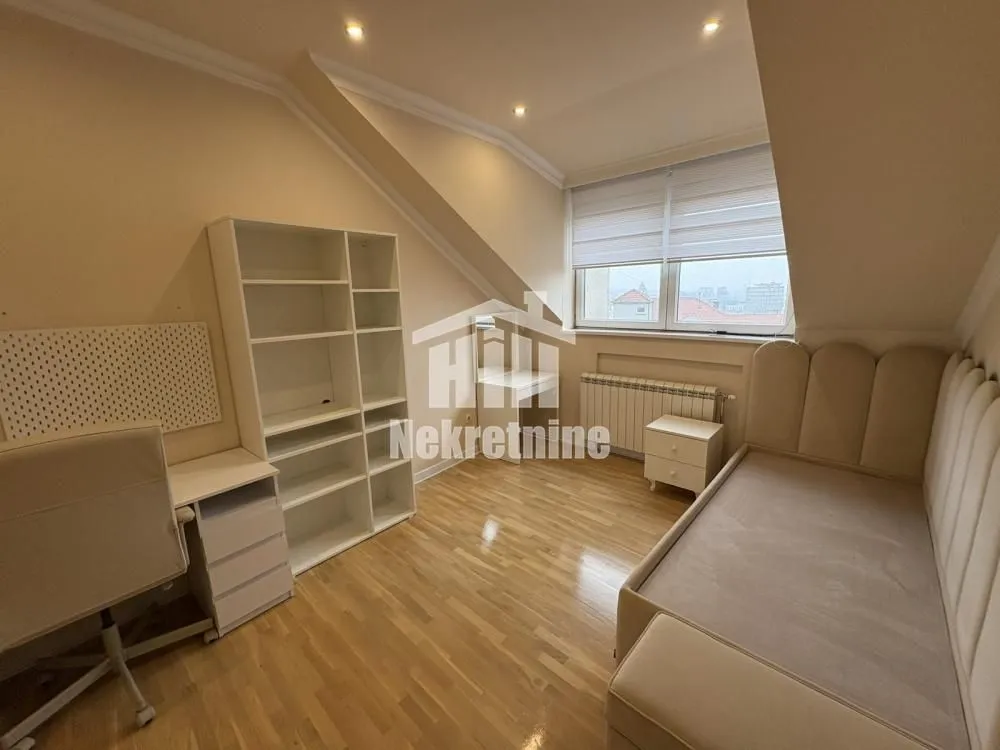 Sale, apartment, 173m², Stari Grad, Beograd
