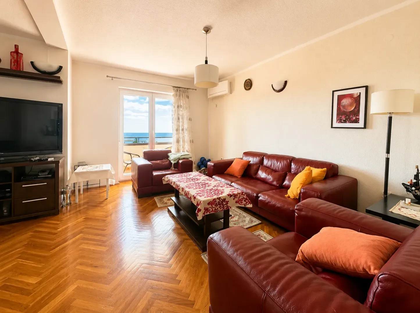 Prodaja, četvorosoban stan, 173m², Petrovac, Budva