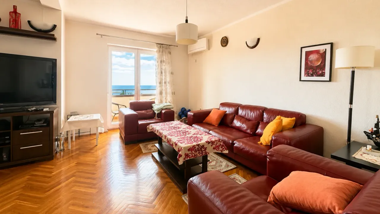 Sale, four bedroom apartment, 173m², Petrovac, Budva