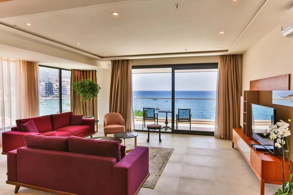 Prodaja, dvosoban stan, 106m², Rafailovići, Budva