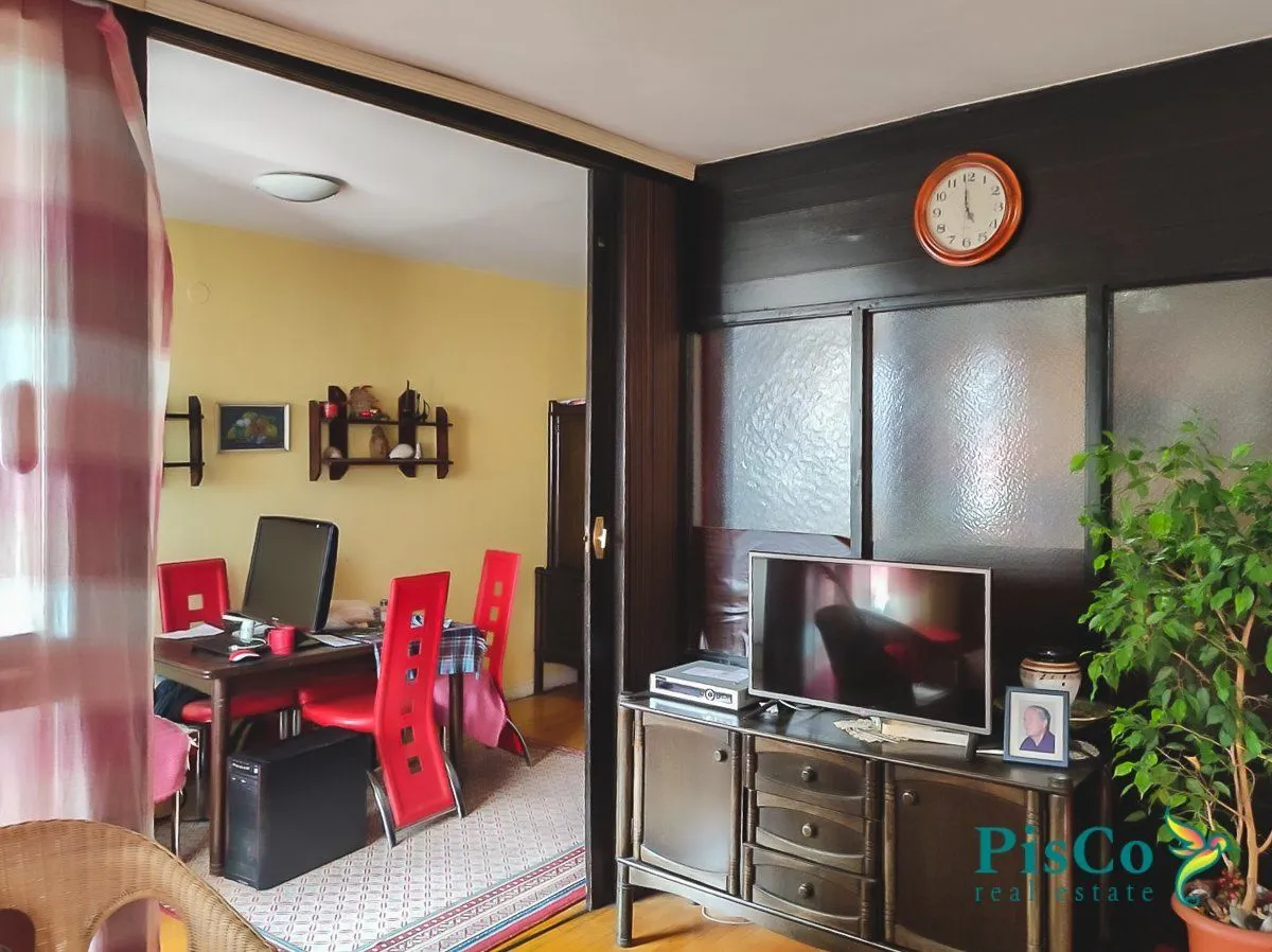 Prodaja, trosoban stan, 100m², Blok 5, Podgorica