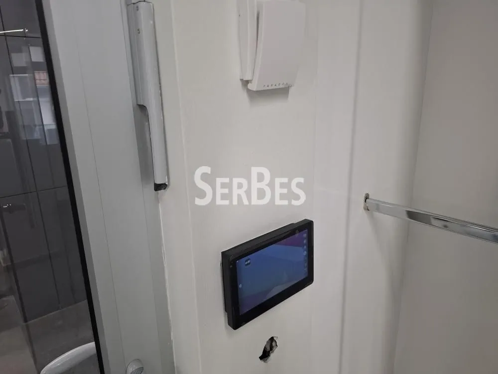 Rent, office space, 131m², Bulevar Oslobodjenja, Novi Sad Sve Podlokacije