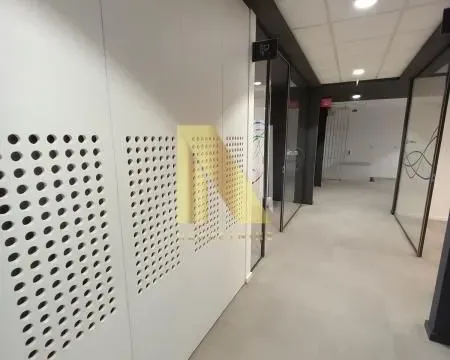 Prodaja, poslovni prostor, 259m², Bulevar Evrope, Novi Sad Sve Podlokacije - image 5