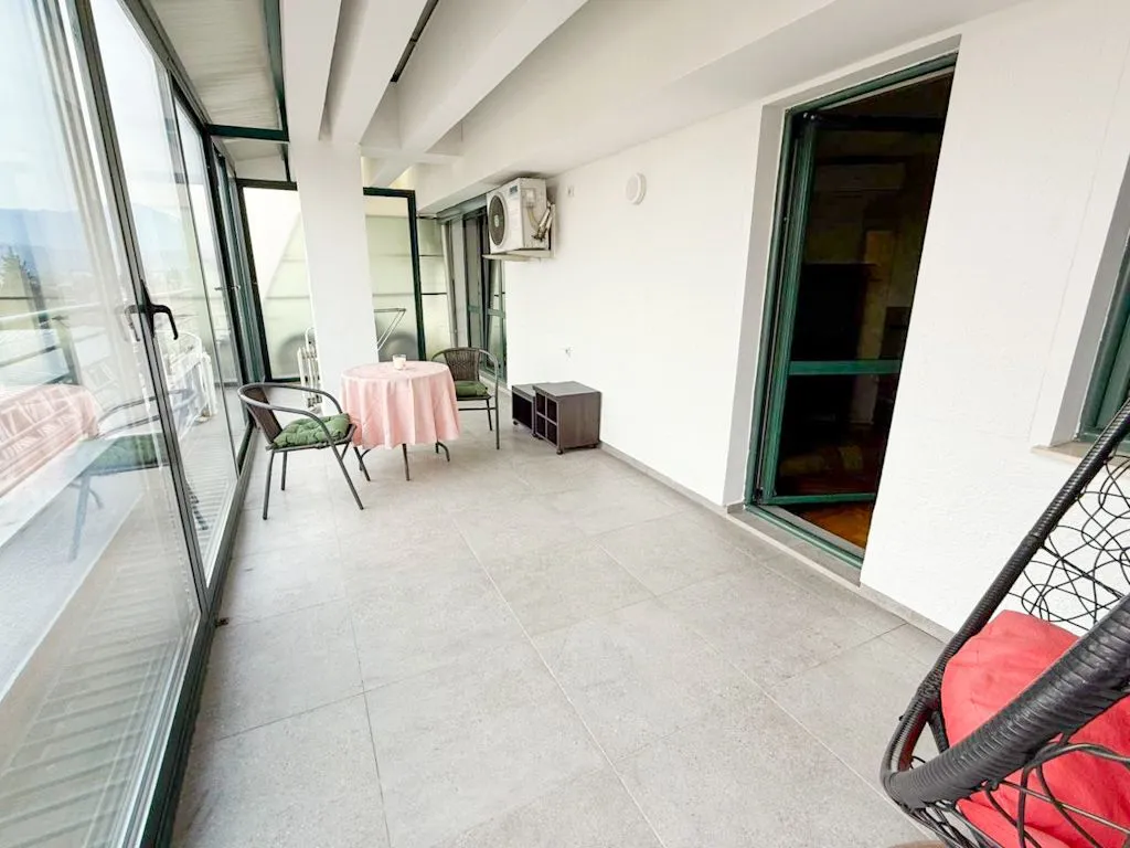 Rent, one bedroom apartment, 68m², Centar, Podgorica