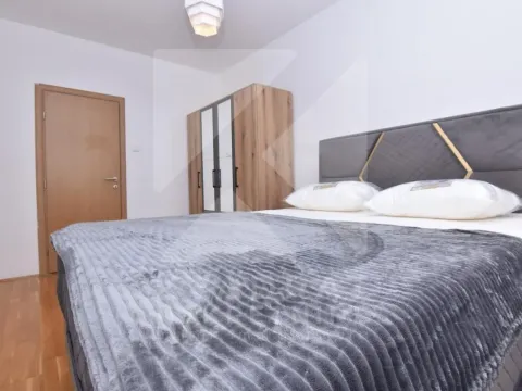 Rent, three bedroom apartment, 105m², Ljubović, Podgorica - image 10