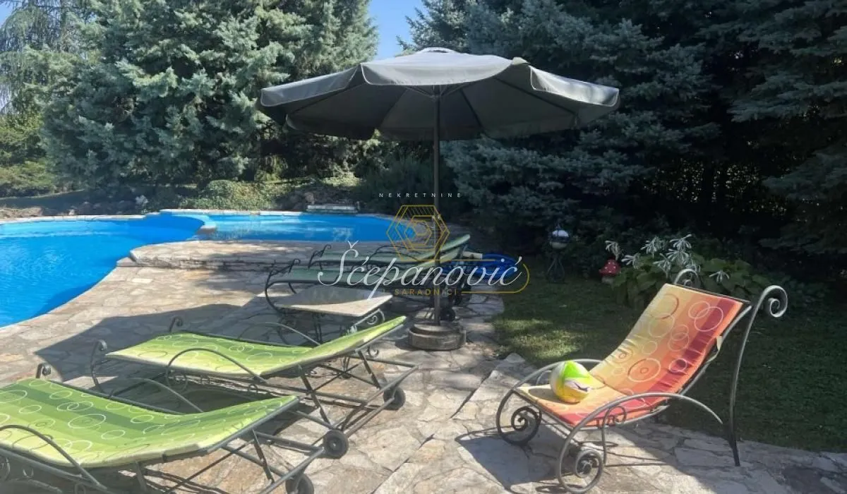 Prodaja, kuća, 202m², Sremska Kamenica, Petrovaradin