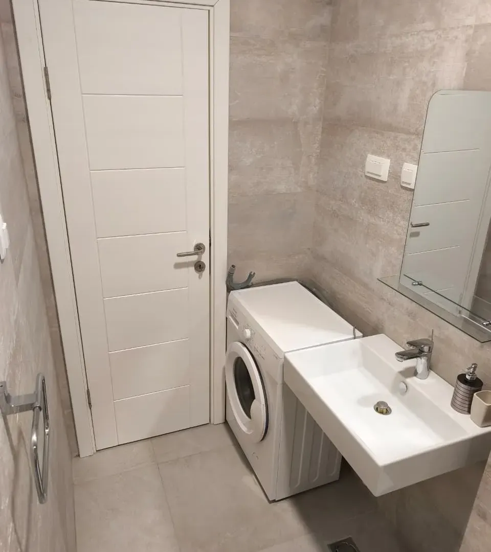 Izdavanje, kuća, 30m², Gorica C, Podgorica