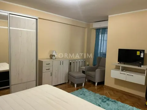 Izdavanje, dvosoban stan, 60m², Stari Grad, Beograd - image 13