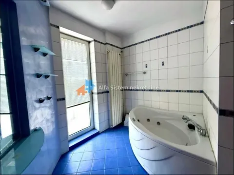 Rent, apartment, 207m², Kalenić Pijaca, Vračar Sve Podlokacije - image 21