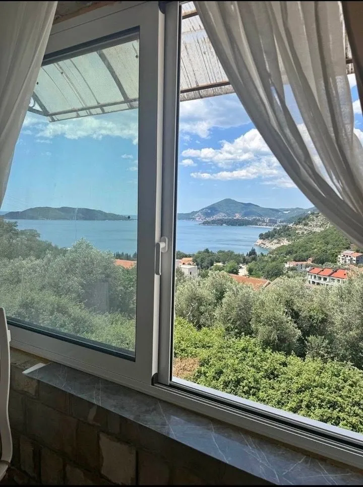 Sale, two bedroom apartment, 54m², Pržno, Budva