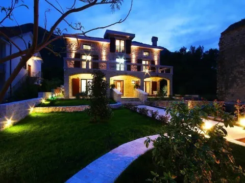 Sale, house, 497m², Prčanj, Kotor - image 7