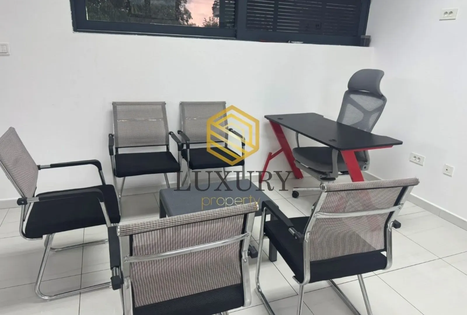 Rent, office space, 64m², Zagorič, Podgorica