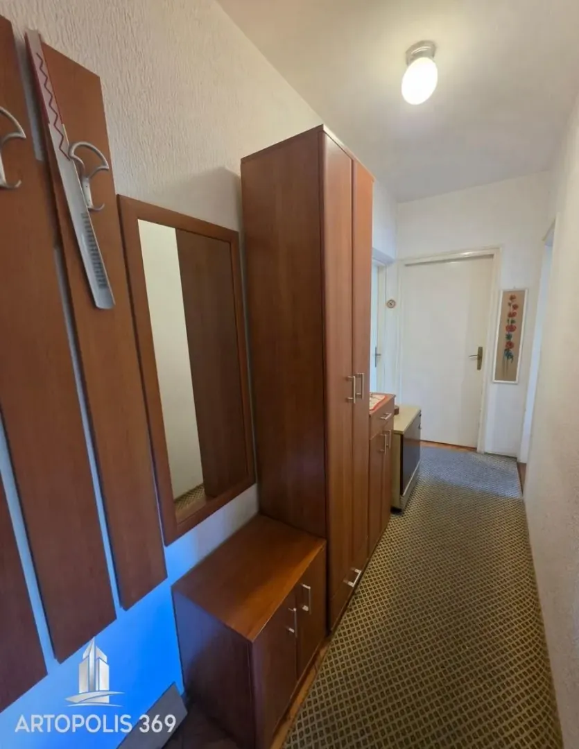 Prodaja, dvosoban stan, 53m², Karaburma, Palilula Sve Podlokacije
