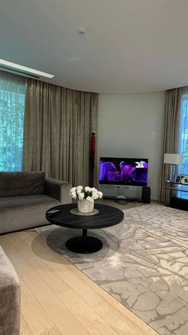 Rent, two bedroom apartment, 156m², Dukley Gardens, Budva