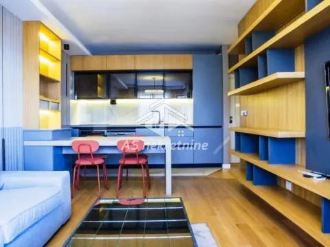 Rent, two bedroom apartment, 53m², Šumice, Beograd - image 2