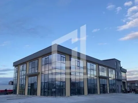 Izdavanje, poslovni prostor, 1950m², Podgorica, Crna Gora - image 4