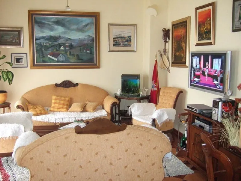 Sale, house, 180m², Orahovac, Kotor