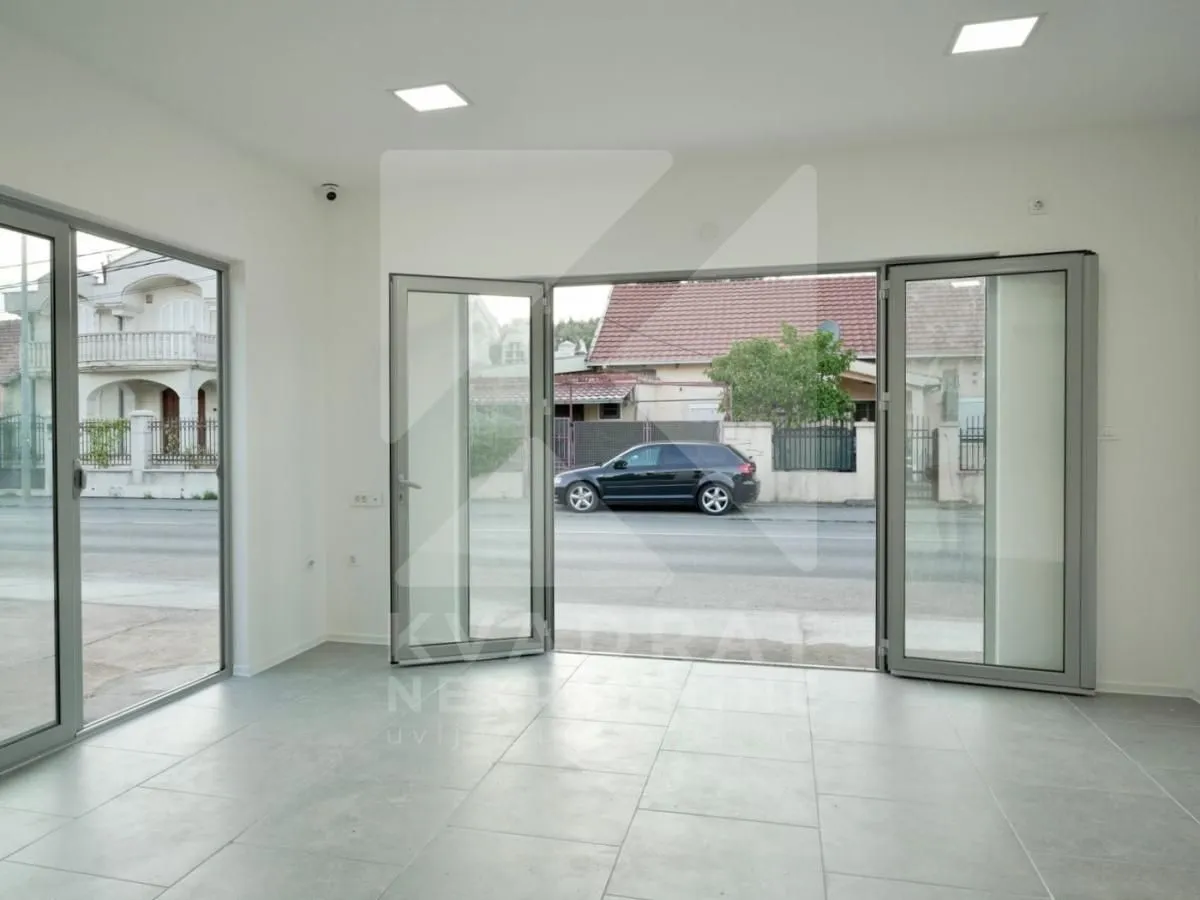 Izdavanje, poslovni prostor, 30m², Masline, Podgorica