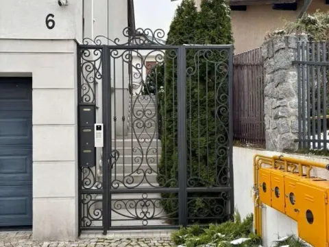 Izdavanje, trosoban stan, 100m², Sremska Kamenica, Petrovaradin - image 3