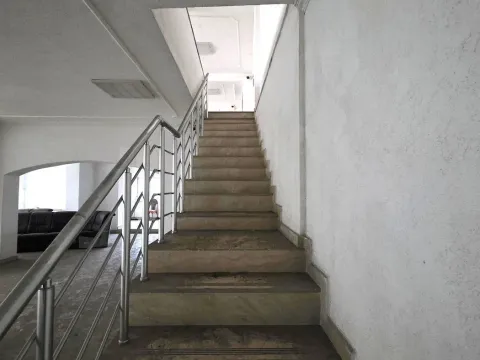 Rent, office space, 120m², Zagorič, Podgorica - image 8