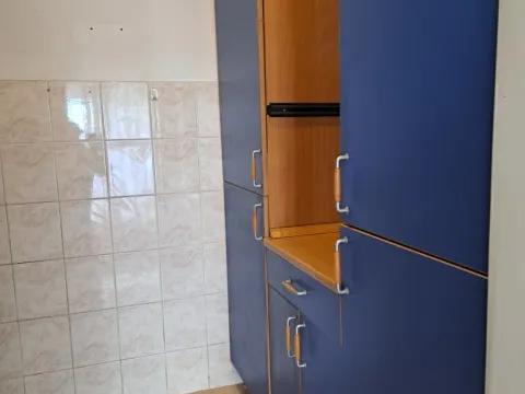 Izdavanje, trosoban stan, 103m², Blok 5, Podgorica - image 5