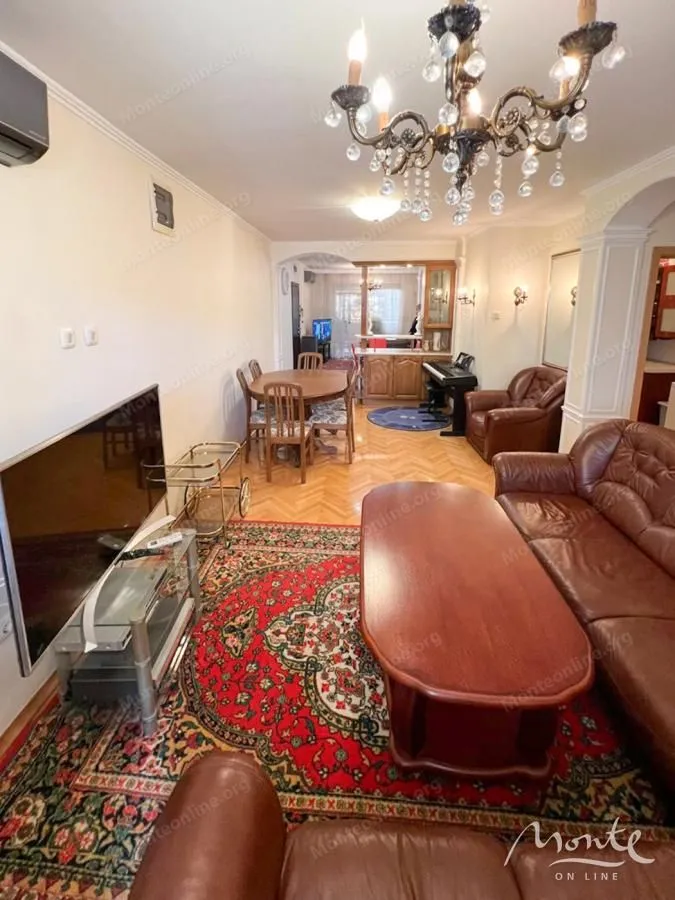 Prodaja, trosoban stan, 114m², Babilonija, Budva