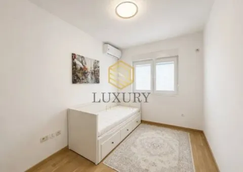 Rent, two bedroom apartment, 71m², City Kvart, Podgorica - image 9