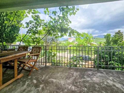 Sale, house, 180m², Stara Varoš, Podgorica - image 2