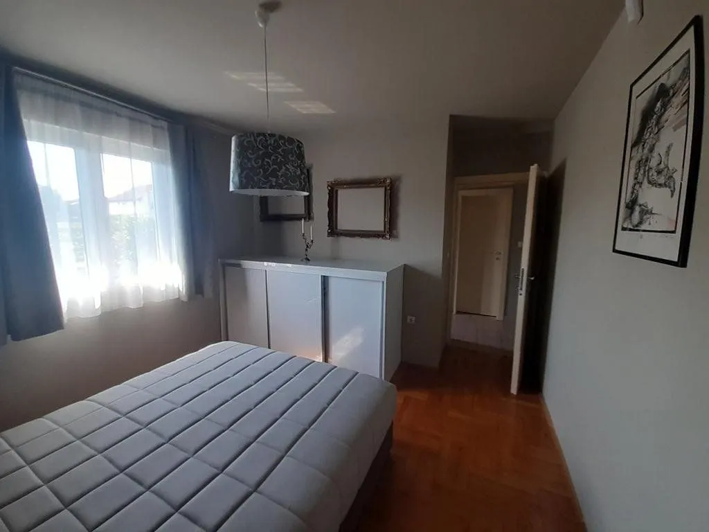 Prodaja, kuća, 180m², Podgorica, Crna Gora